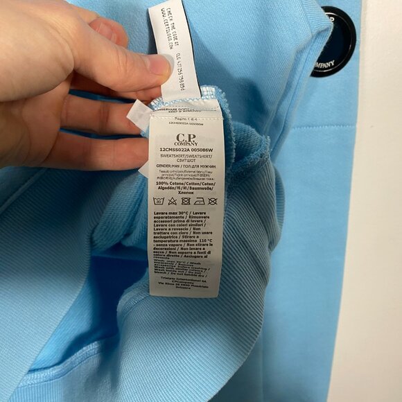 NWT C.P. Company Diagonal Raised Fleece Lens Crewneck Blue mens size medium - Picture 9 of 12